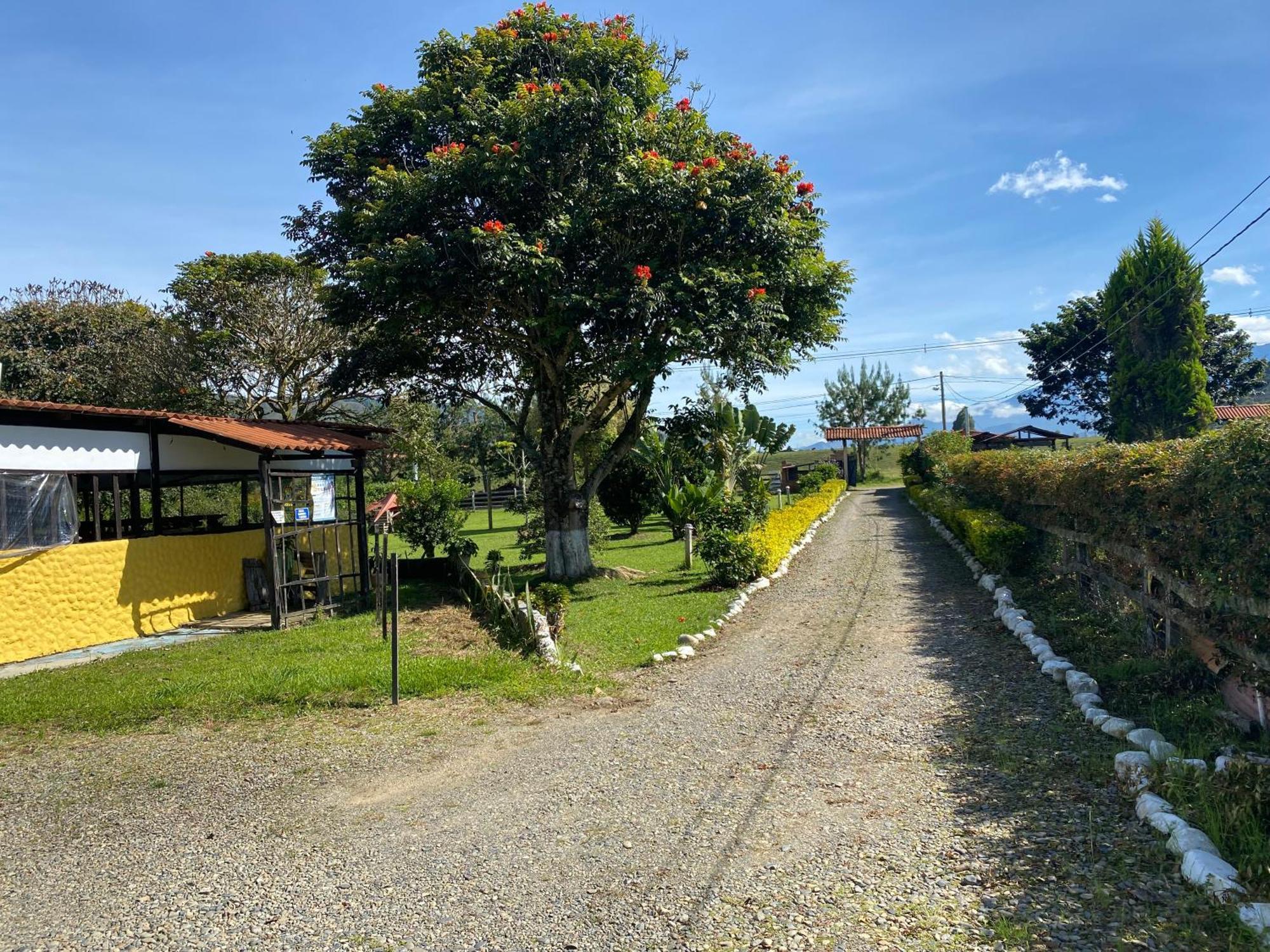 Finca Hotel Paraiso Urrao Εξωτερικό φωτογραφία